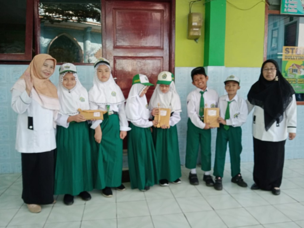 Kegiatan Lomba HUT RI ke-79 di Madrasah